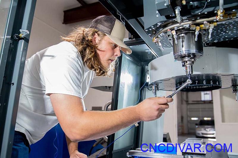 شناخت ساختار و اجزای دستگاه cnc